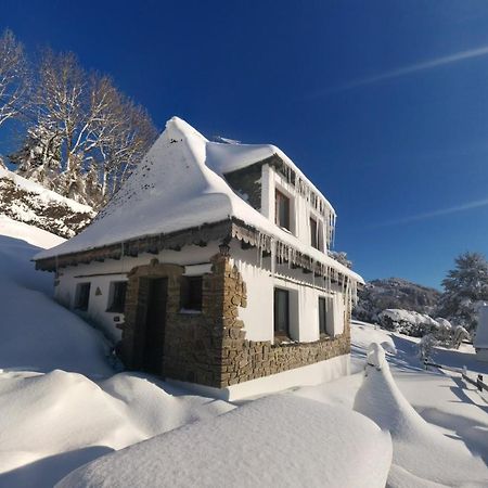 Vila Chalet Avec Vue Panoramique Sur Le Plomb Du Cantal Saint-Jacques-des-Blats Exteriér fotografie